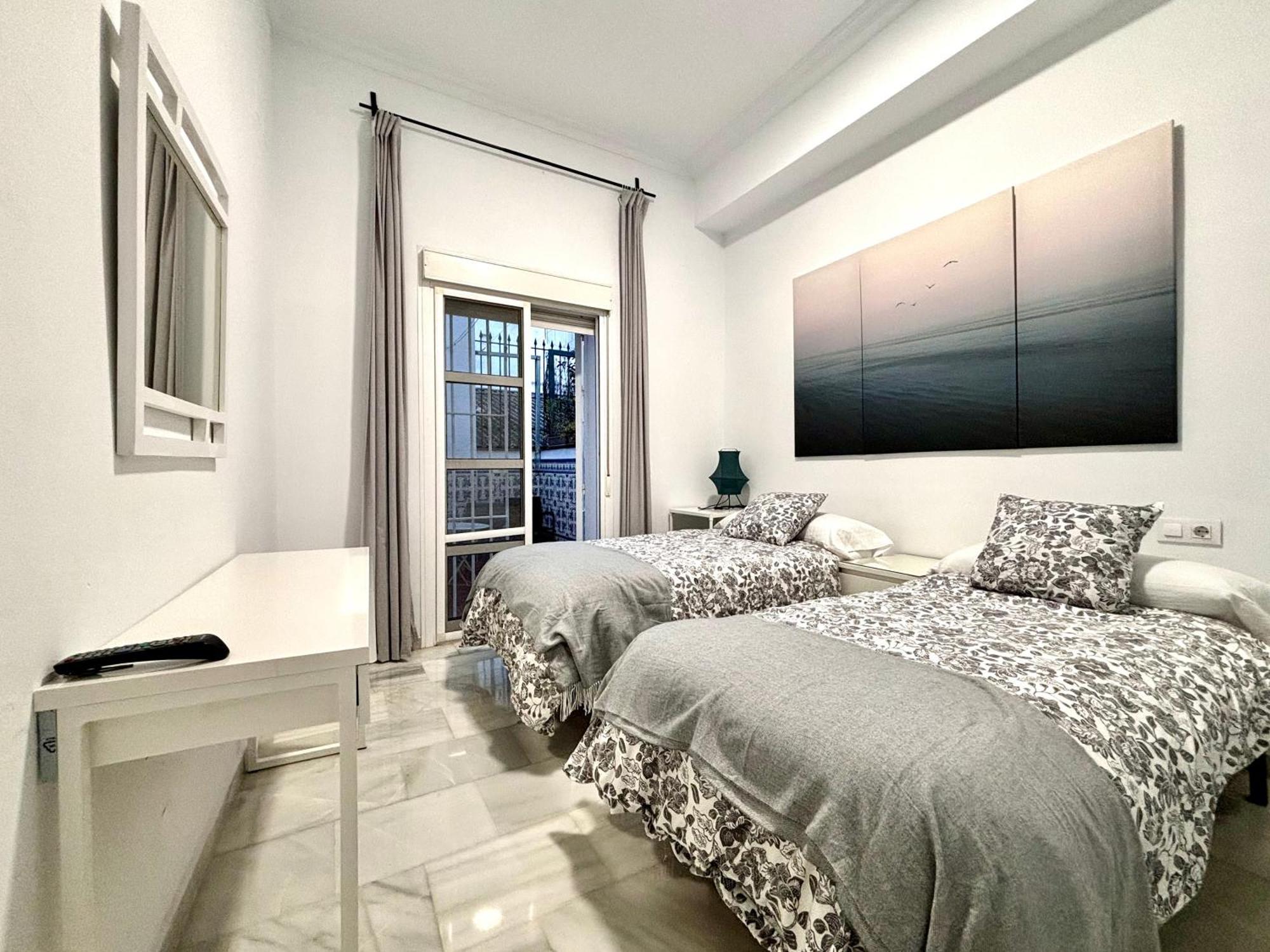 El Reloj Del Viajero 2 Apartment Seville Exterior photo