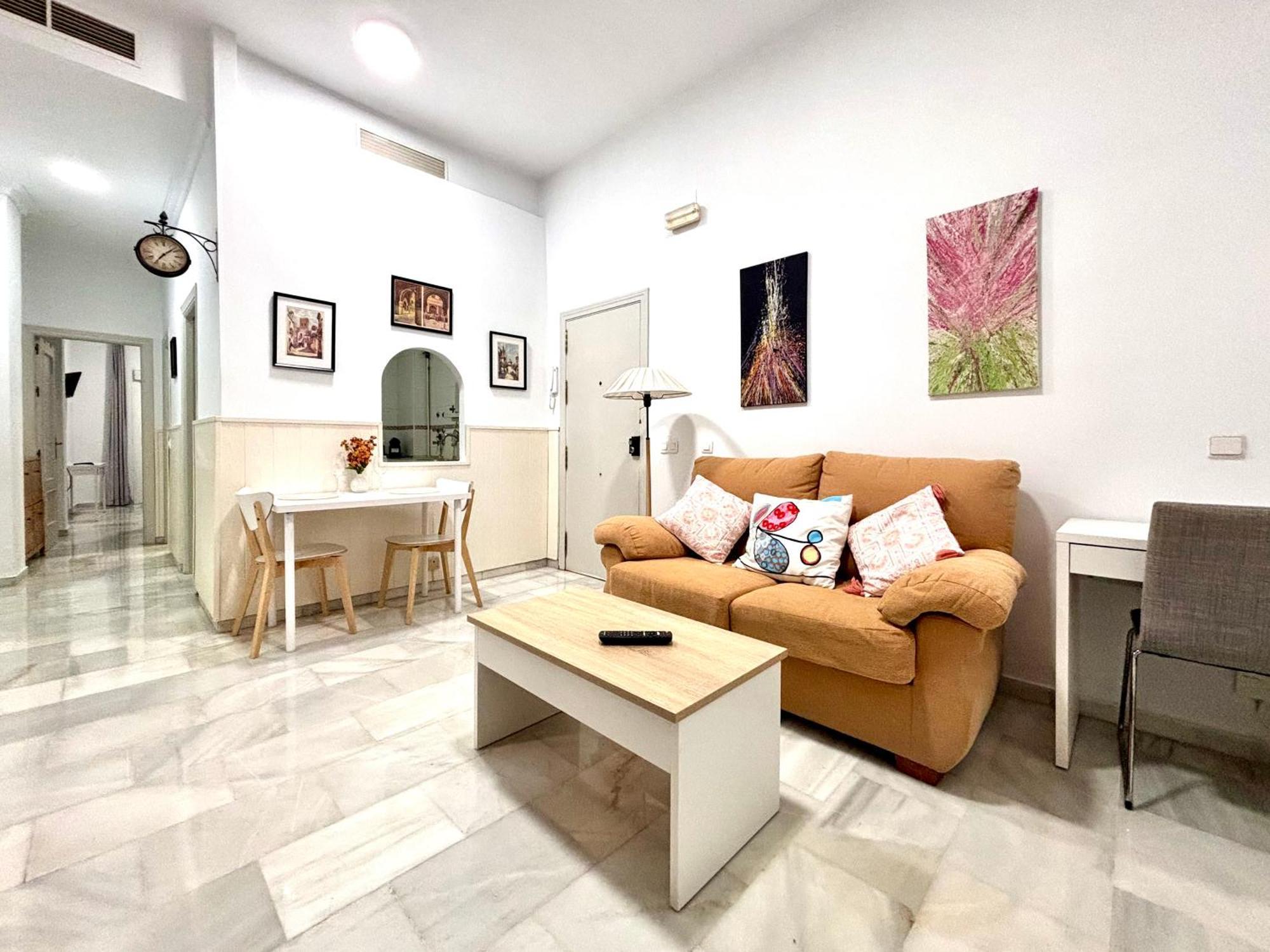 El Reloj Del Viajero 2 Apartment Seville Exterior photo